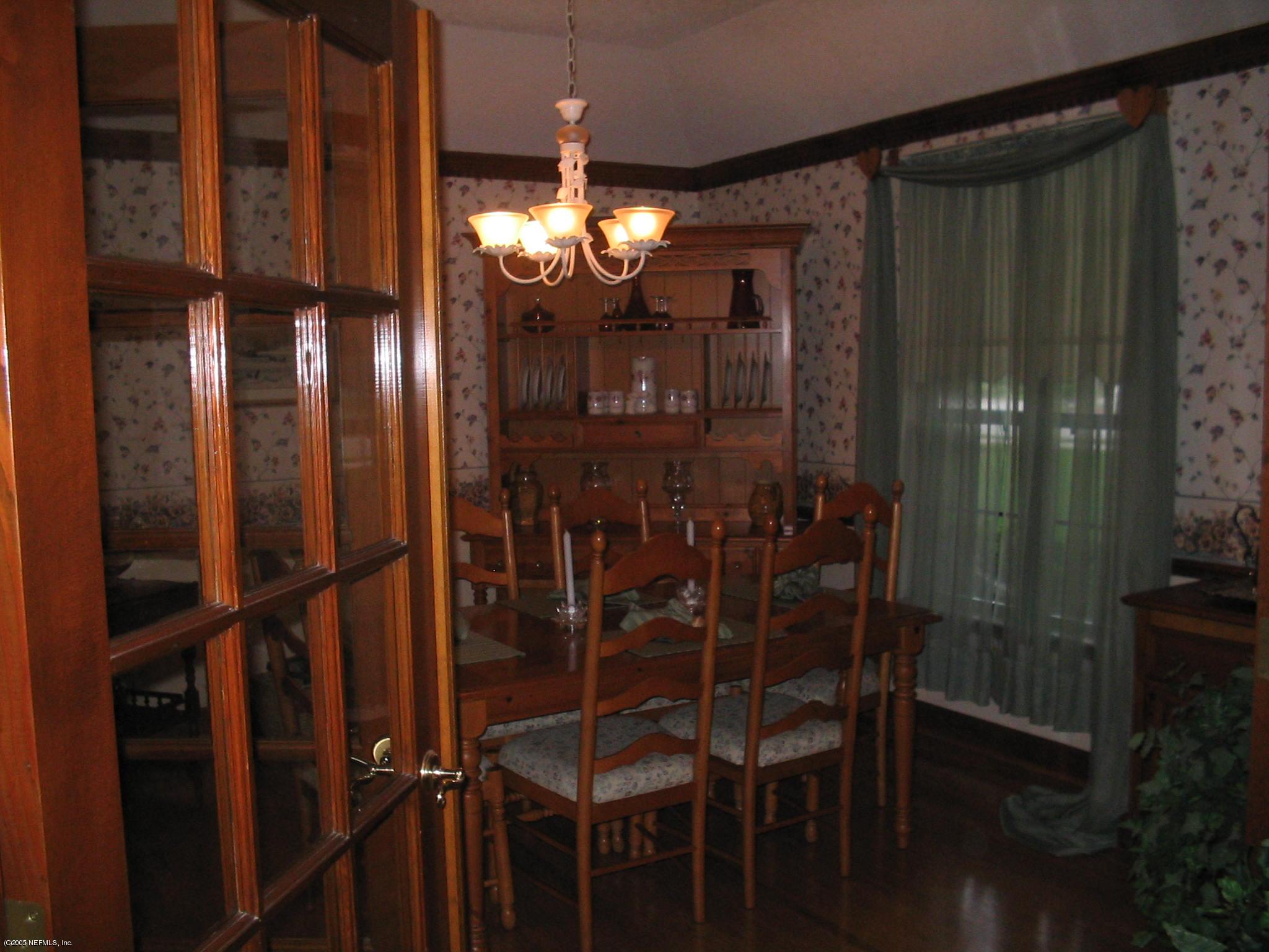 5442 South River Road Jacksonville, FL 32277 - Photo 7 of 9 dining room