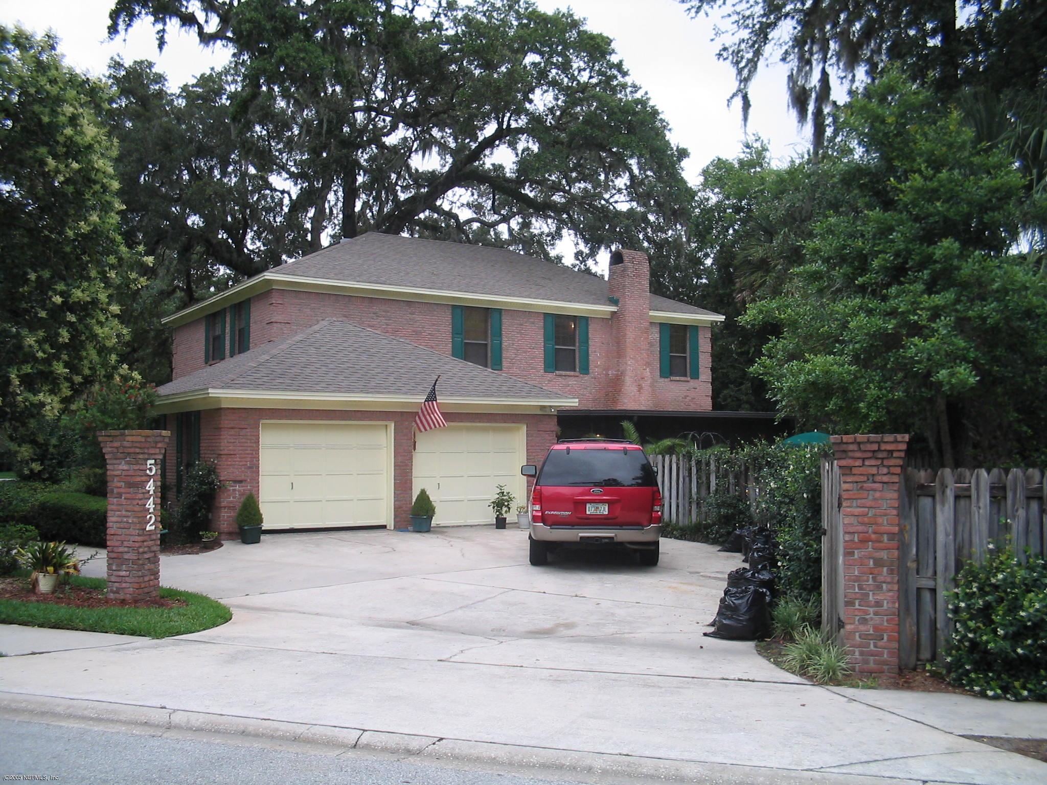 5442 South River Road Jacksonville, FL 32277 - Photo 9 of 9 Garage entrance