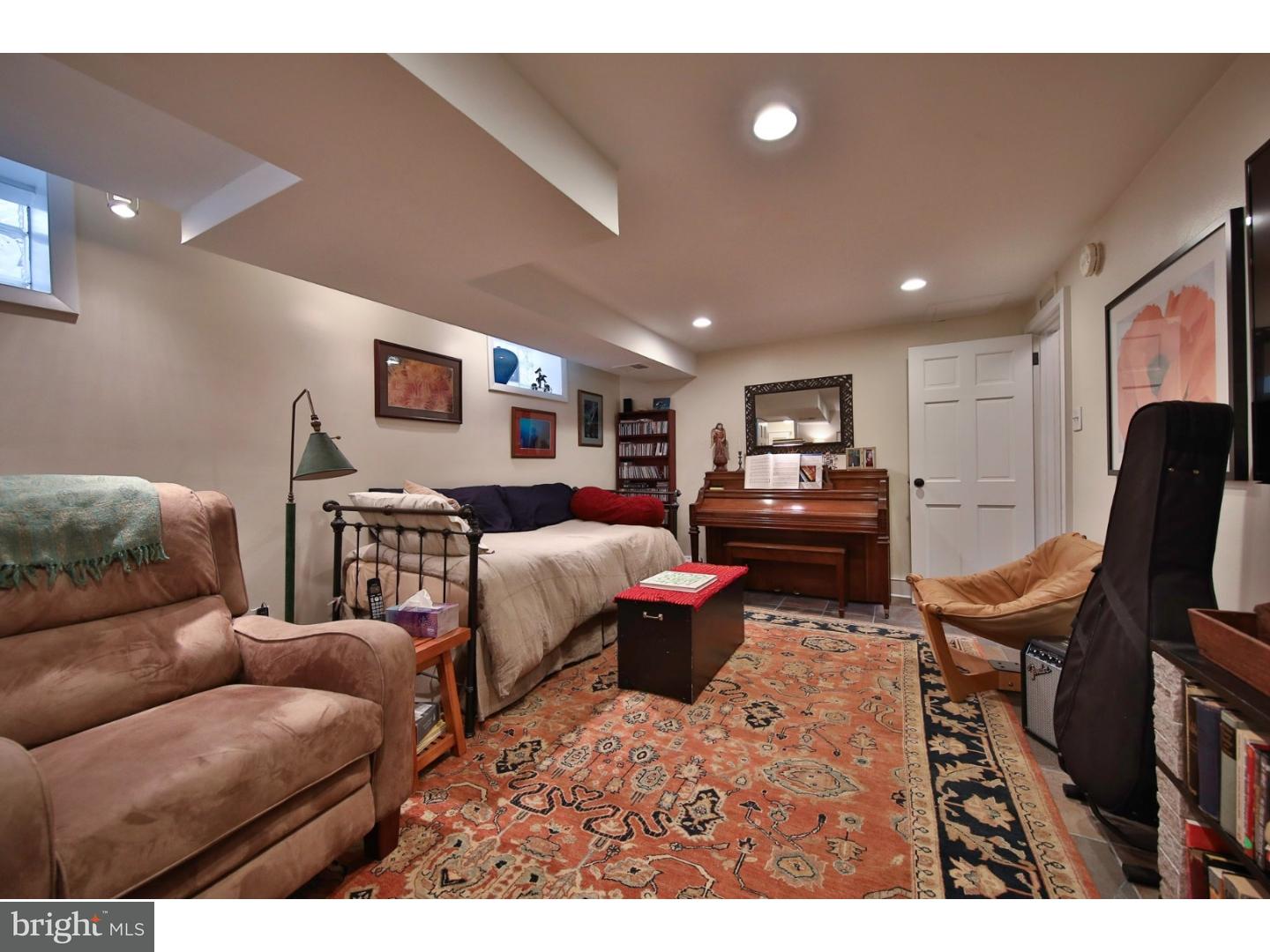 116 Hilltop Road Philadelphia, PA 19118 - Photo 19 of 25 Family Room