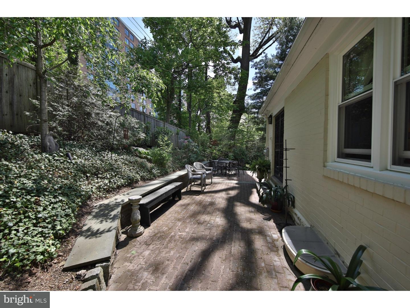 116 Hilltop Road Philadelphia, PA 19118 - Photo 20 of 25 Patio