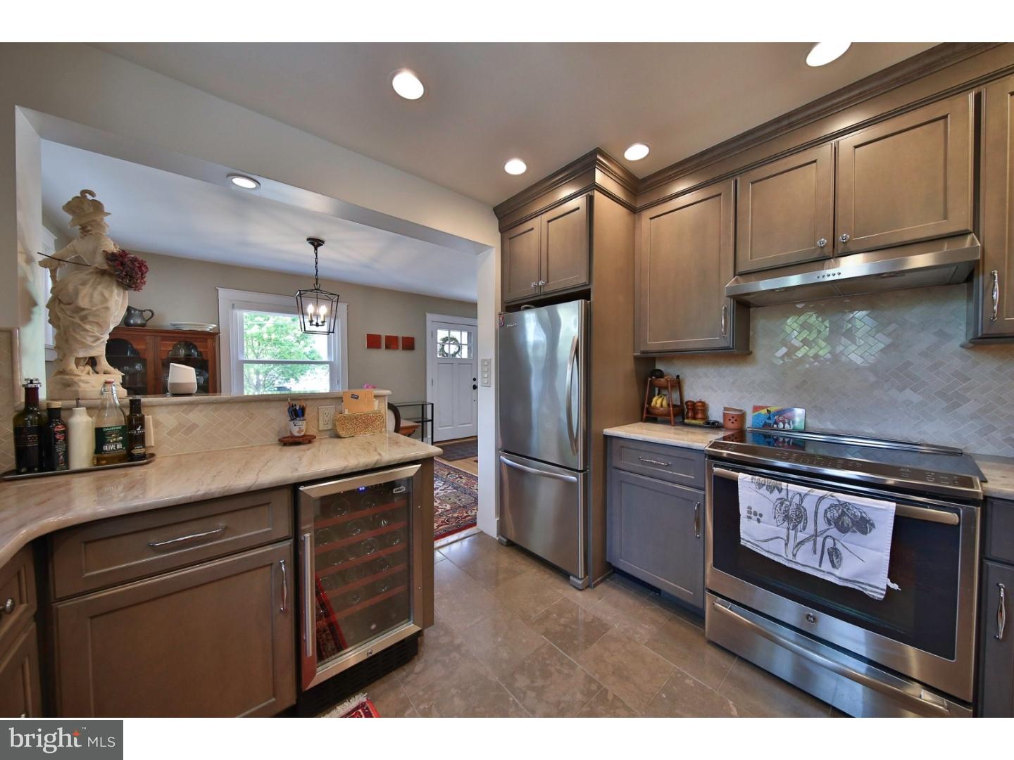 116 Hilltop Road Philadelphia, PA 19118 - Photo 9 of 25 Kitchen