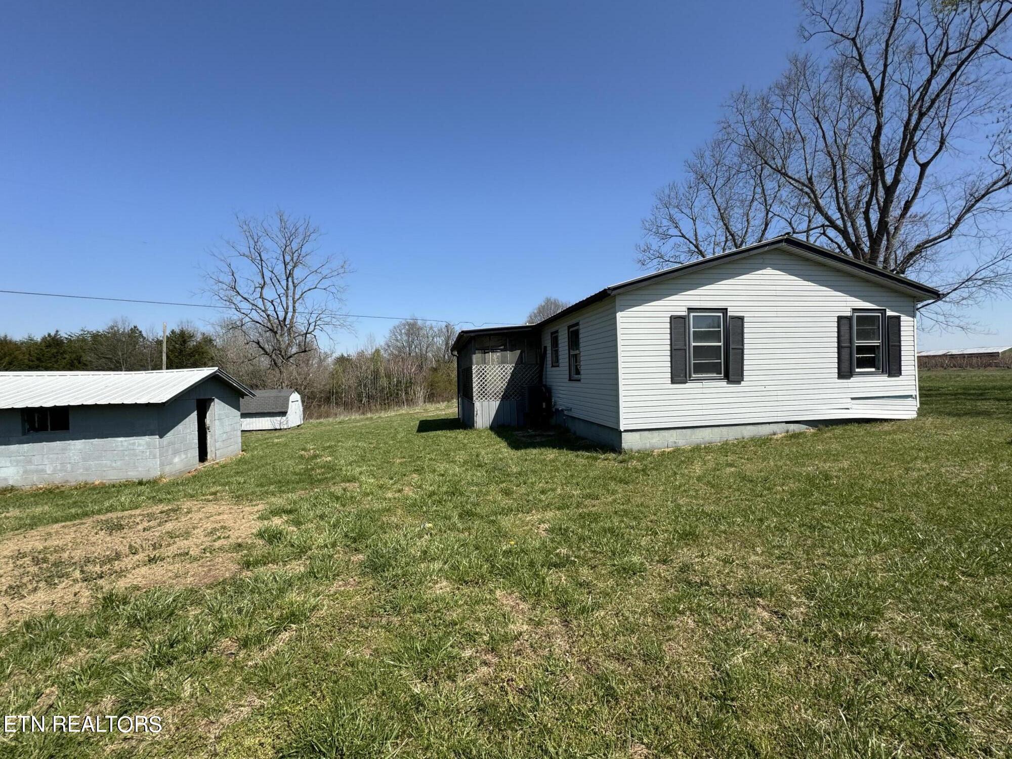 1222 Will Thompson Road Sparta, TN 38583 - Photo 26 of 30 IMG_7461