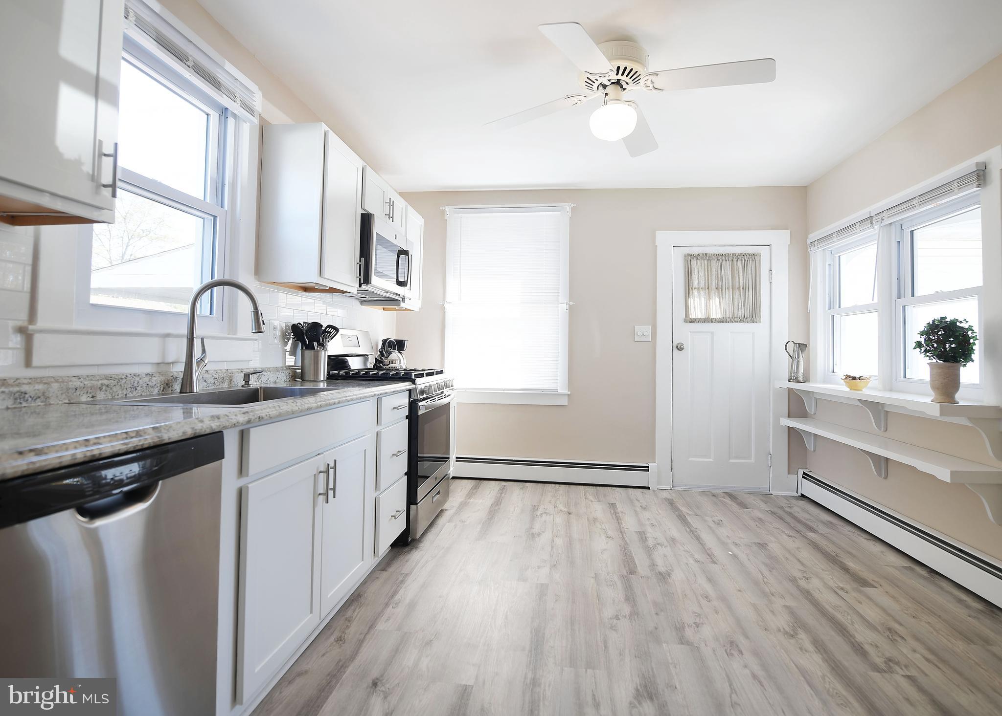 328 Savannah Road Essex, MD 21221 - Photo 19 of 36