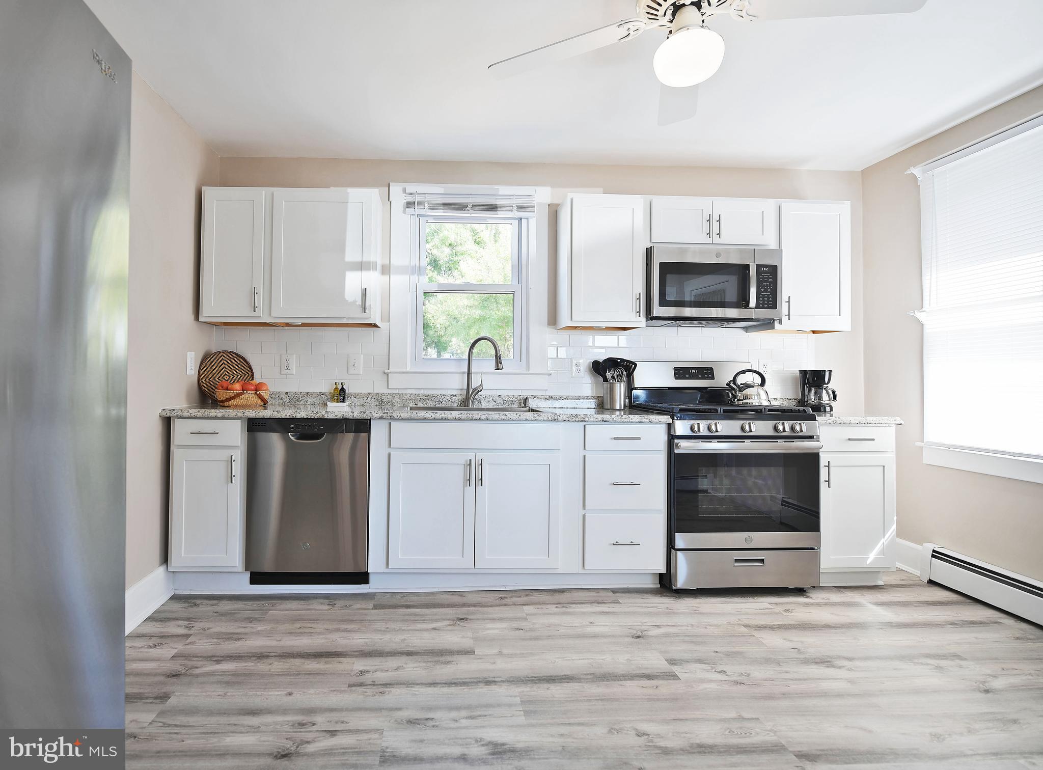 328 Savannah Road Essex, MD 21221 - Photo 20 of 36