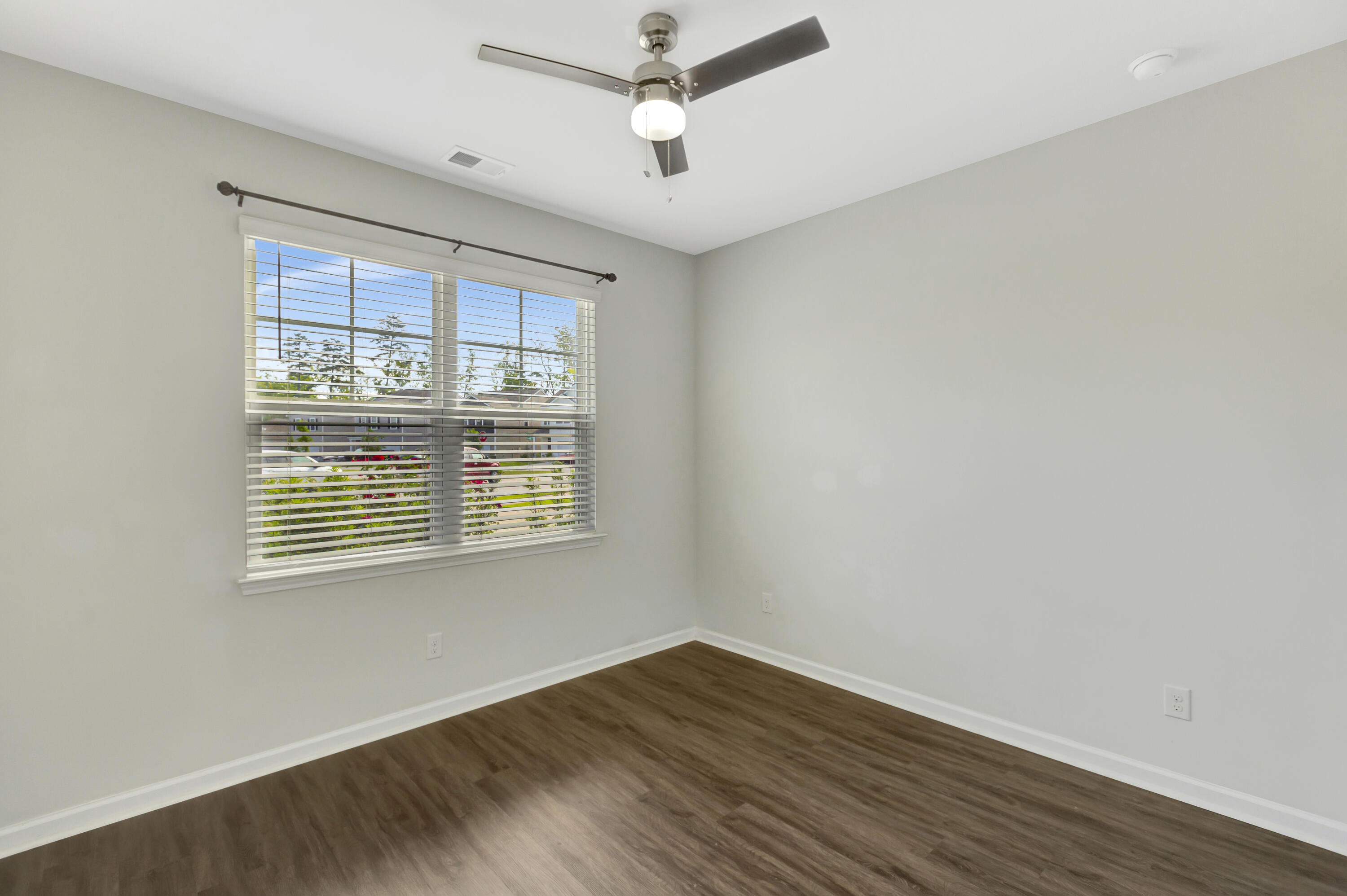 4905 Commodity Way Ladson, SC 29456 - Photo 5 of 35 296A4981