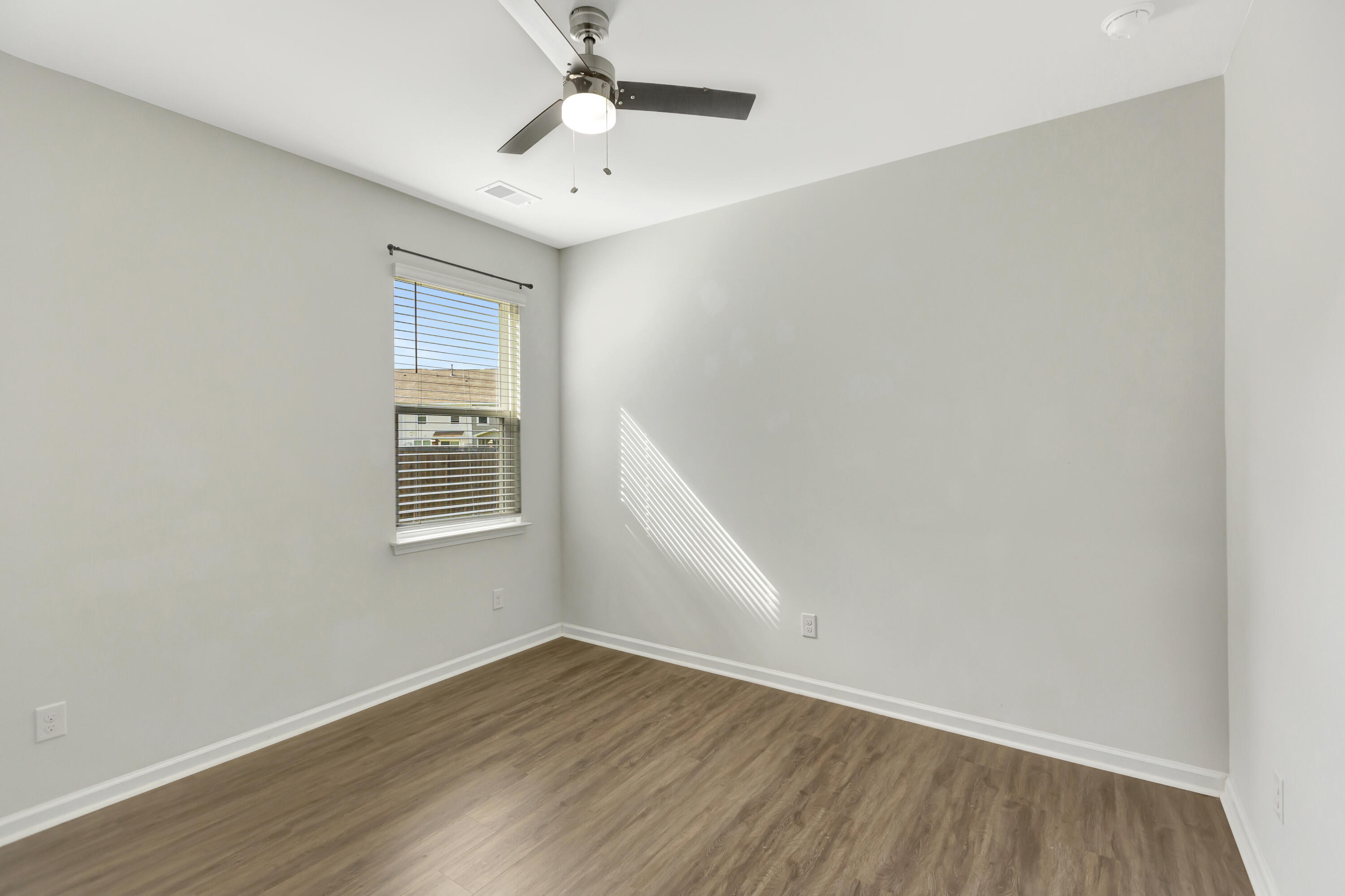 4905 Commodity Way Ladson, SC 29456 - Photo 8 of 35 296A4996