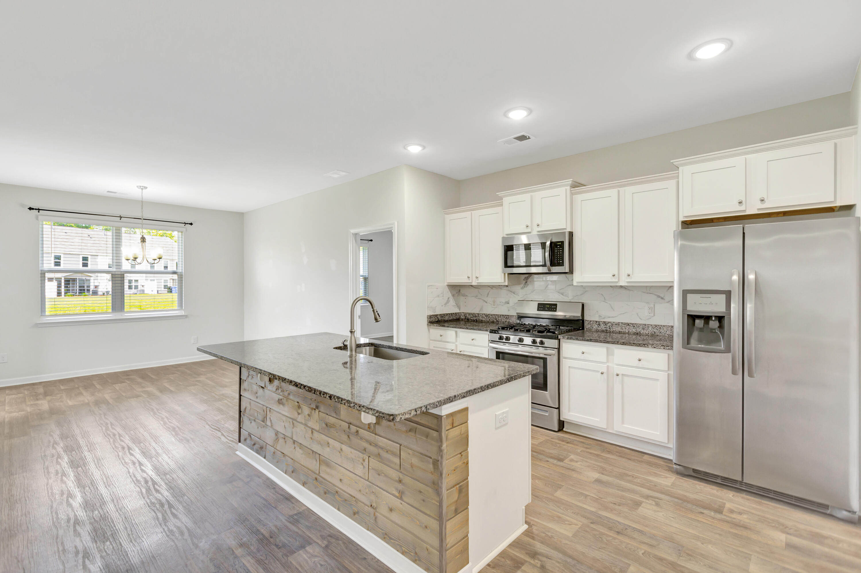 4905 Commodity Way Ladson, SC 29456 - Photo 10 of 35 296A5005