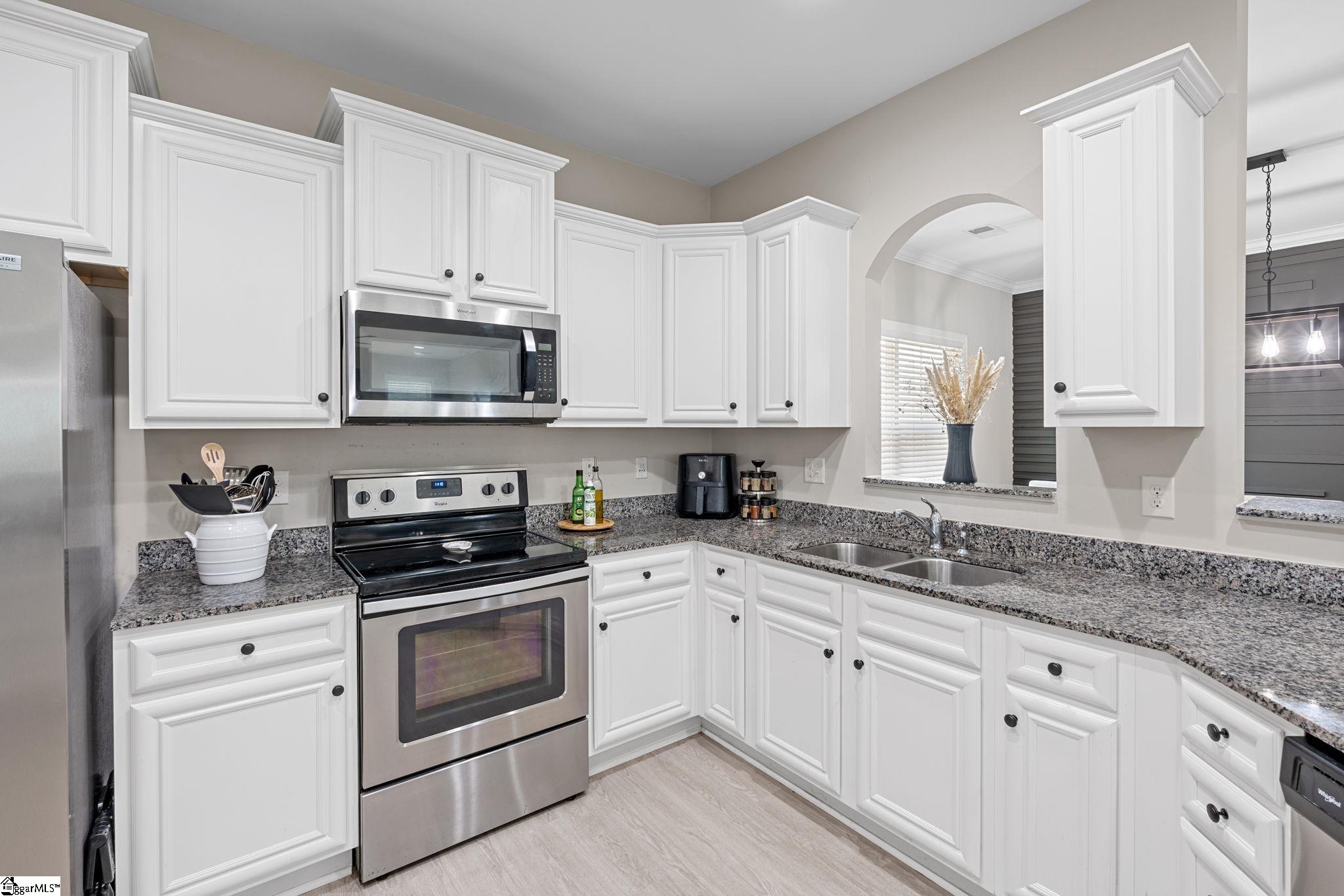 116 Chadmore Street Simpsonville, SC 29680 - Photo 13 of 32 Gallery Image 13