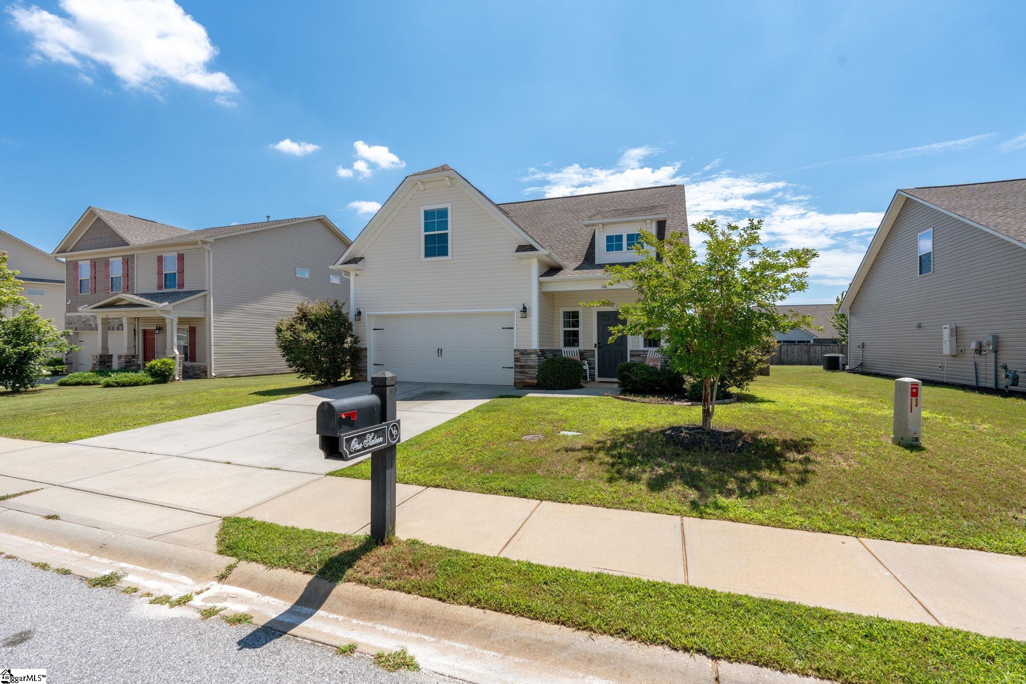 116 Chadmore Street Simpsonville, SC 29680 - Photo 2 of 32 Gallery Image 2