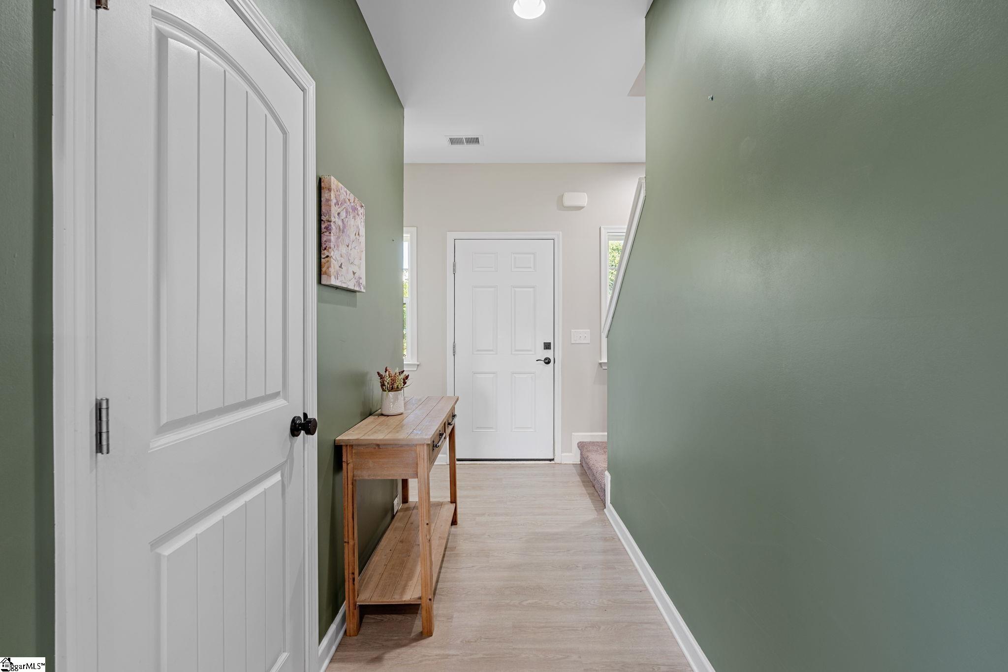 116 Chadmore Street Simpsonville, SC 29680 - Photo 5 of 32 Gallery Image 5