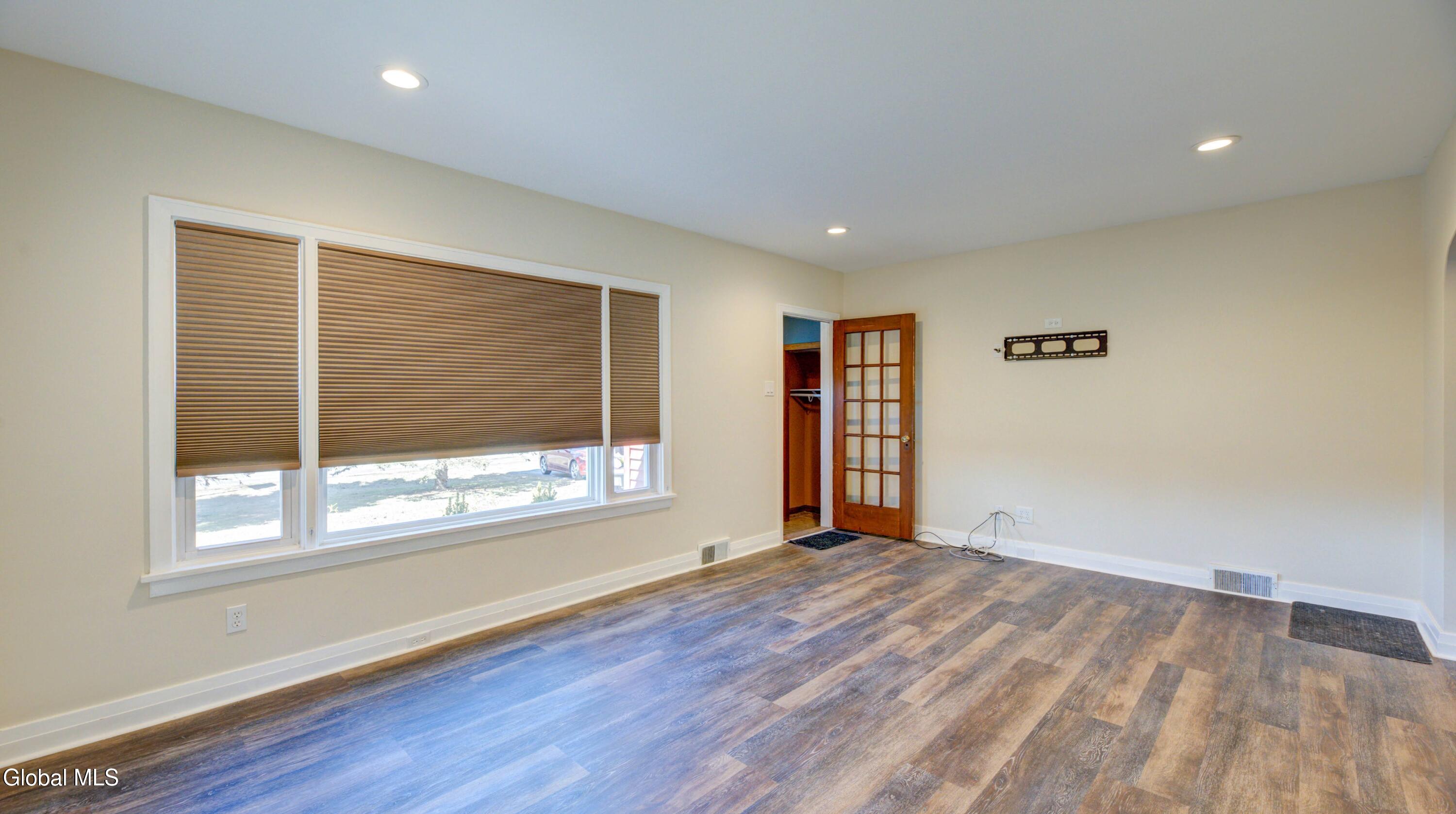 1323 Midline Road Amsterdam, NY 12010 - Photo 24 of 34 1323 Midline Rd-13