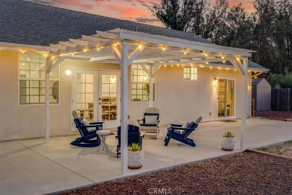 814 Pomeroy Road Nipomo, CA 93444 - Photo 17 of 63 Covered patio.