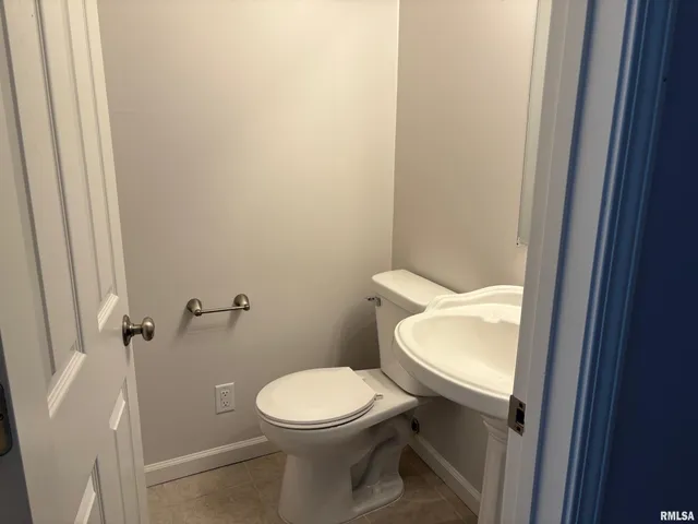 $214,900 | 204 Tulip Drive, Mackinaw, IL 61755