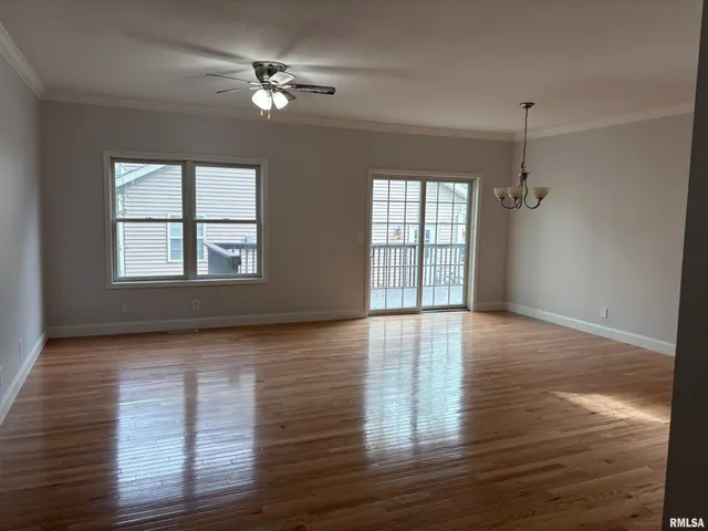 $214,900 | 204 Tulip Drive, Mackinaw, IL 61755