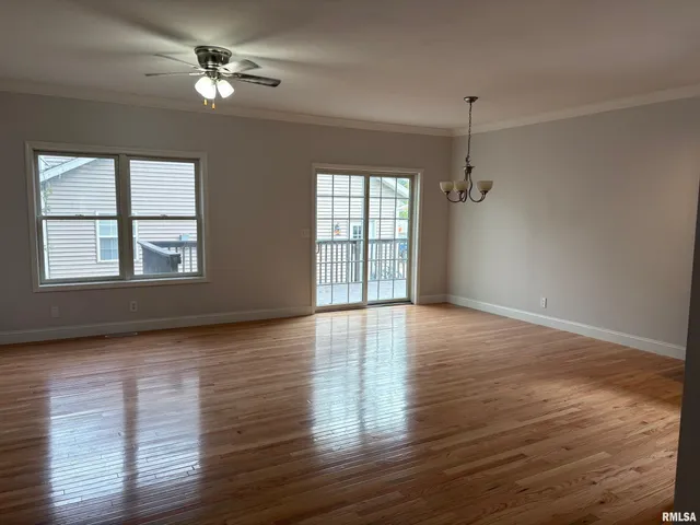 $214,900 | 204 Tulip Drive, Mackinaw, IL 61755