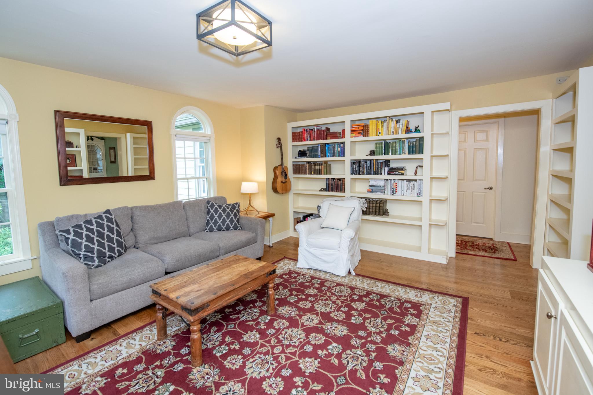 107 Stoopville Road Newtown, PA 18940 - Photo 4 of 60 Living Rm