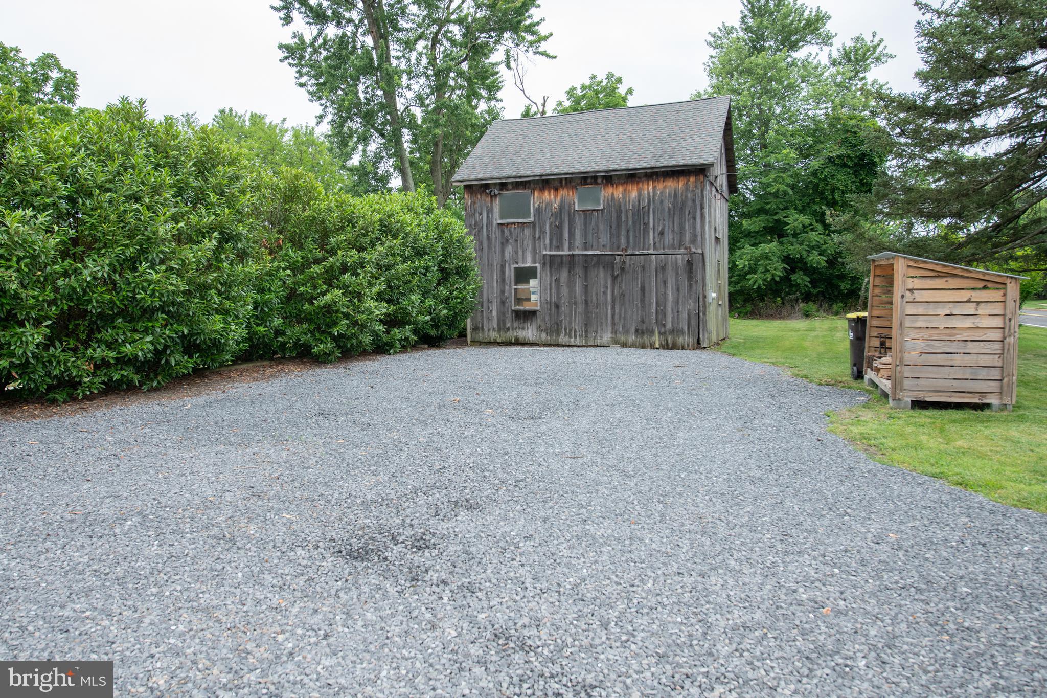 107 Stoopville Road Newtown, PA 18940 - Photo 42 of 60 Barn/Driveway