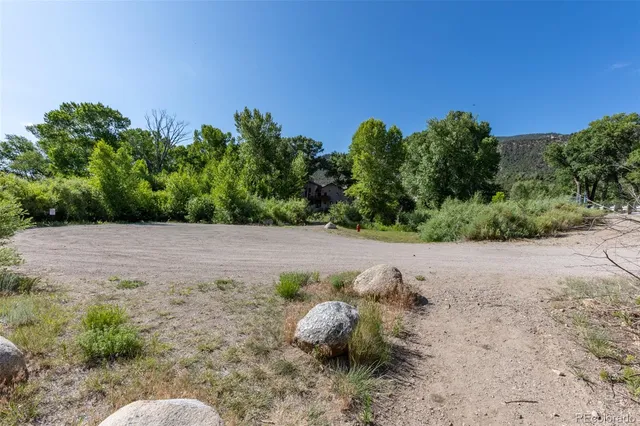 $215,000 | 1101 East Ouray, Poncha Springs, CO 81242