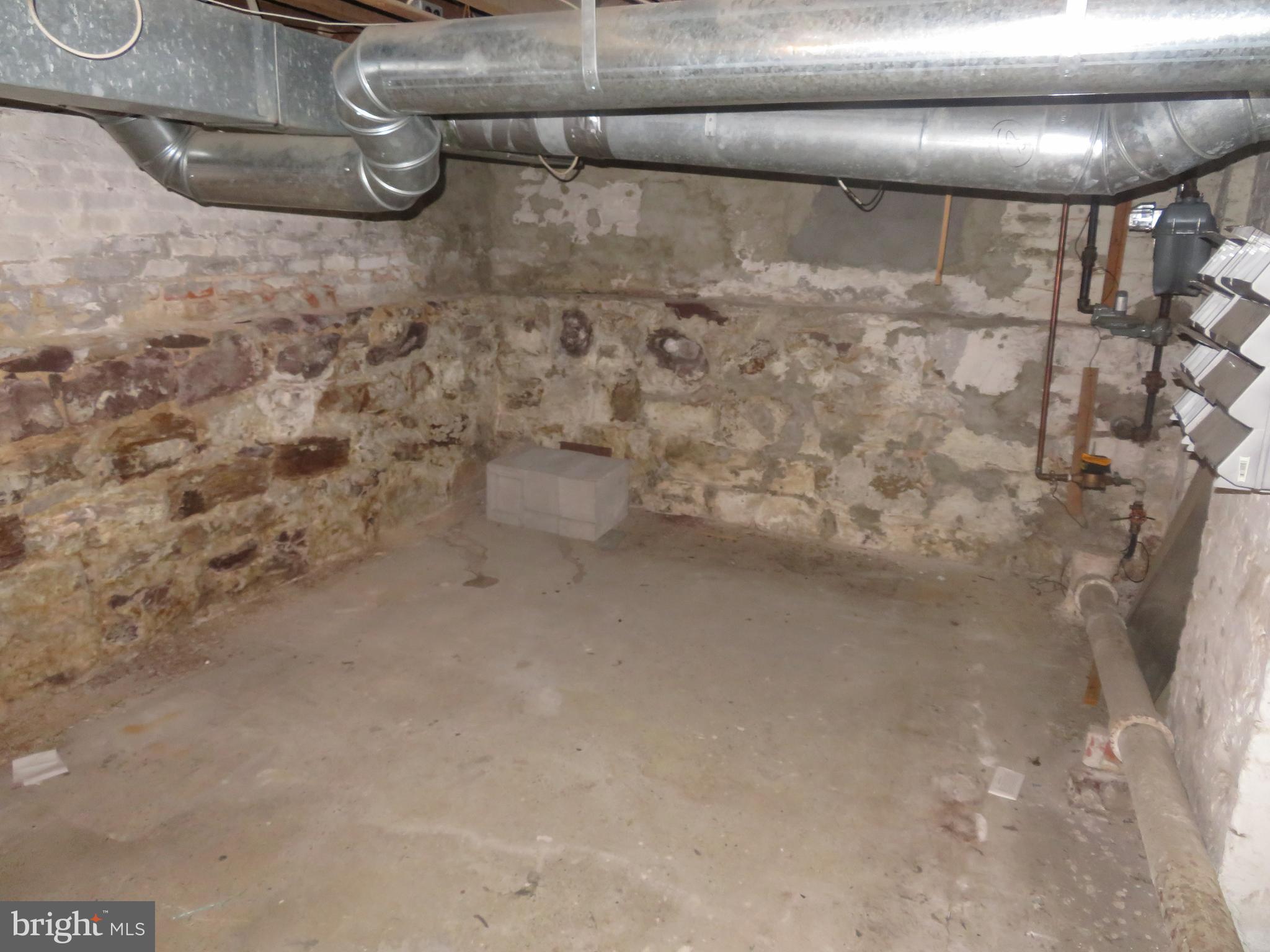 125 West Cottage Avenue Haddonfield, NJ 08033 - Photo 30 of 38 a bathroom with a shower