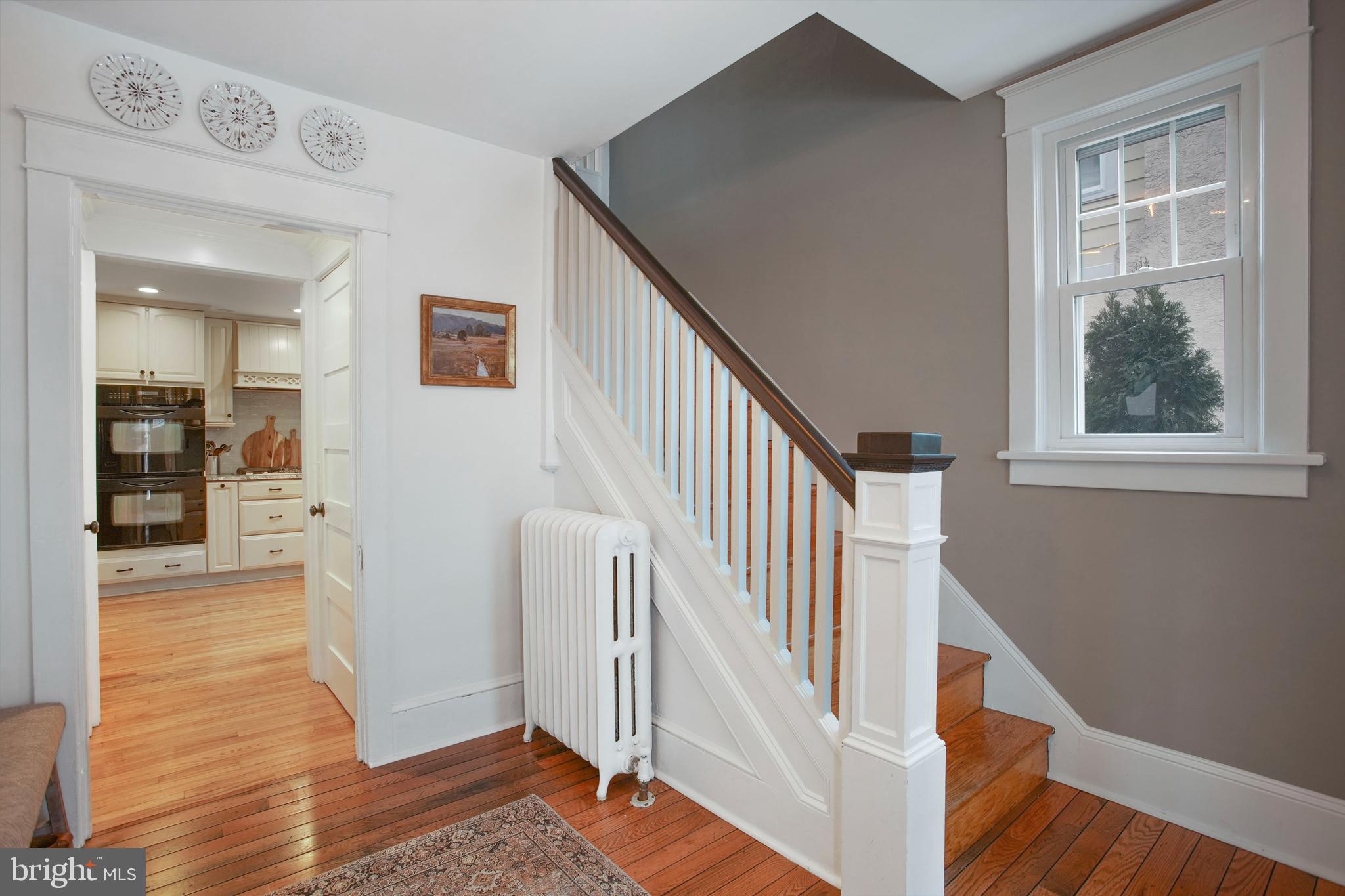 22 Manor Road Paoli, PA 19301 - Photo 8 of 52