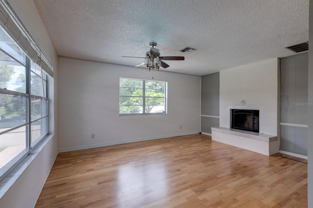 1220 Country Club Road Eustis, FL 32726 - Photo 18 of 48