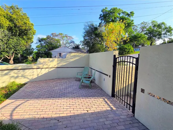 $379,000 | 1220 Country Club Road, Eustis, FL 32726