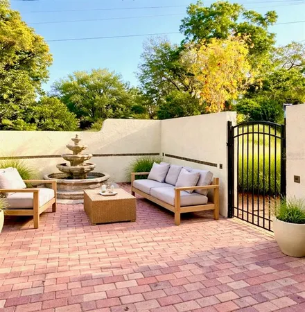 $379,000 | 1220 Country Club Road, Eustis, FL 32726