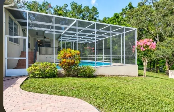 $379,000 | 1220 Country Club Road, Eustis, FL 32726