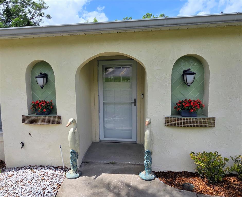 1220 Country Club Road Eustis, FL 32726 - Photo 8 of 48