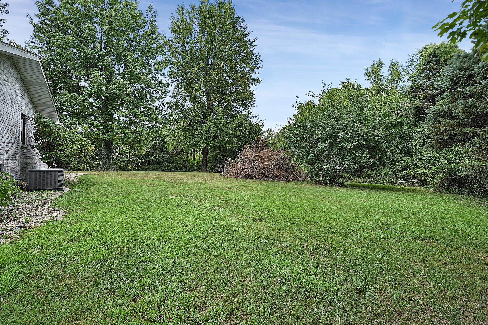 2352 Staunton Road Troy, IL 62294 - Photo 12 of 35 Gallery Image 12