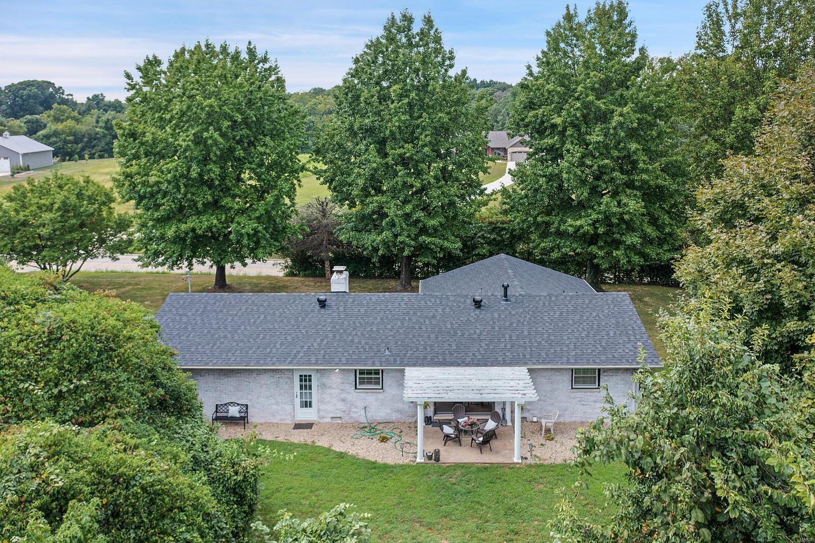 2352 Staunton Road Troy, IL 62294 - Photo 3 of 35 Gallery Image 3