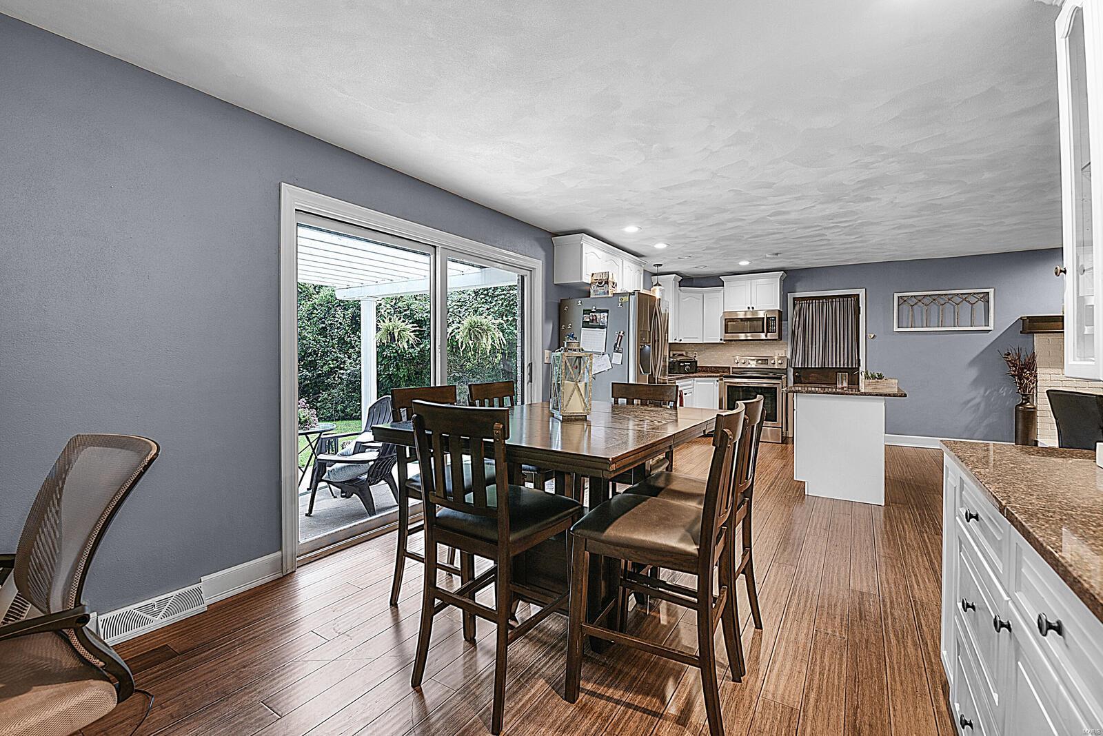 2352 Staunton Road Troy, IL 62294 - Photo 25 of 35 Gallery Image 25