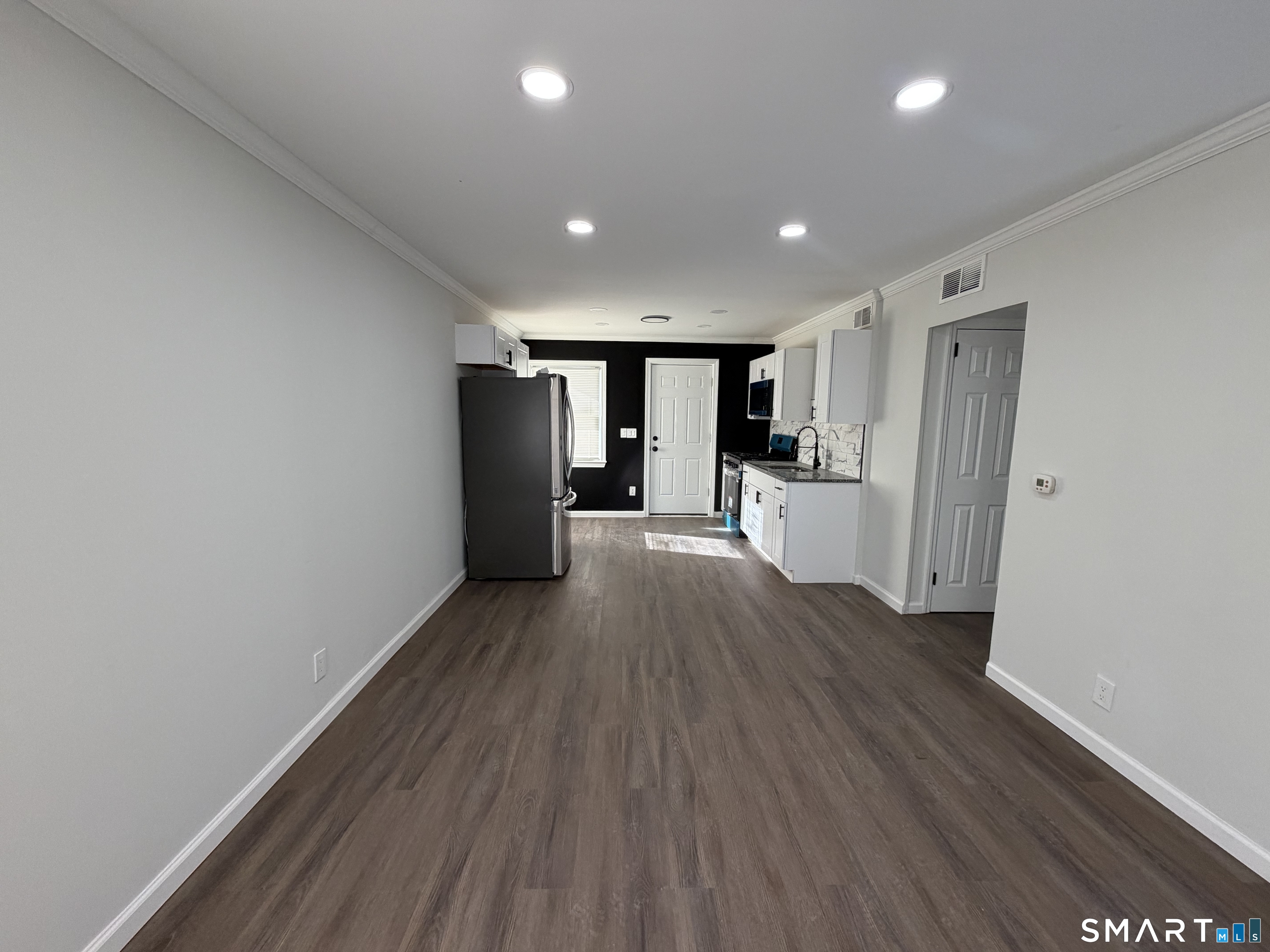 234 Glen Hills Road Meriden, CT 06451 - Photo 5 of 11