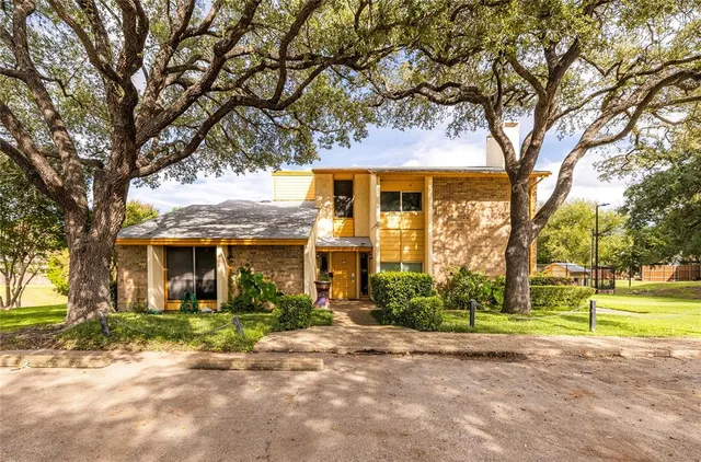 $244,823 | 1808 Greenspring Circle, Garland, TX 75044