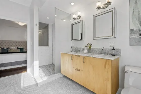$1,050,000 | 1692 Washington Street, Unit 2, Boston, MA 02118