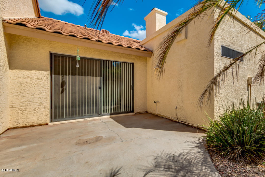 85 West Ranch Road Tempe, AZ 85284 - Photo 25 of 27 BIG PATIO OFF THE GREATROOM