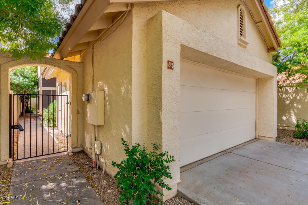 85 West Ranch Road Tempe, AZ 85284 - Photo 3 of 27 GATED ENTRANCE TO FRONT COURTYARD