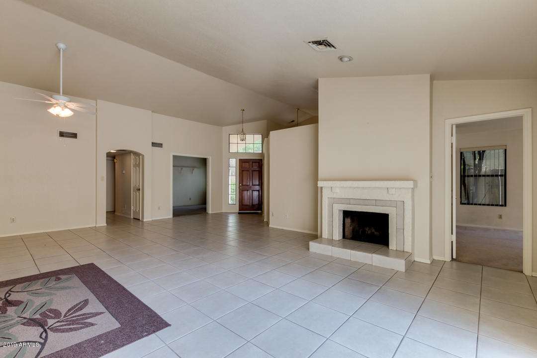 85 West Ranch Road Tempe, AZ 85284 - Photo 7 of 27 FOR COMBINED LIVING AND DINING ROOM