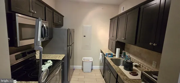 $1,695 | 9 North 7th Street, Unit C, Perkasie, PA 18944