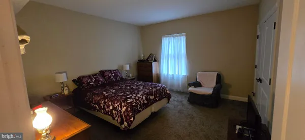 $1,695 | 9 North 7th Street, Unit C, Perkasie, PA 18944