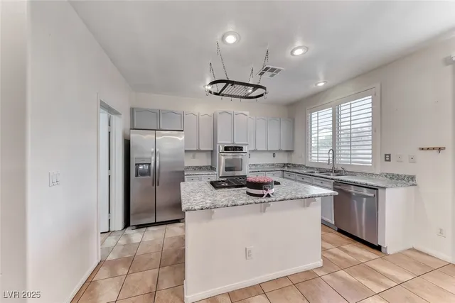 $596,000 | 208 Glendon Street, Henderson, NV 89074