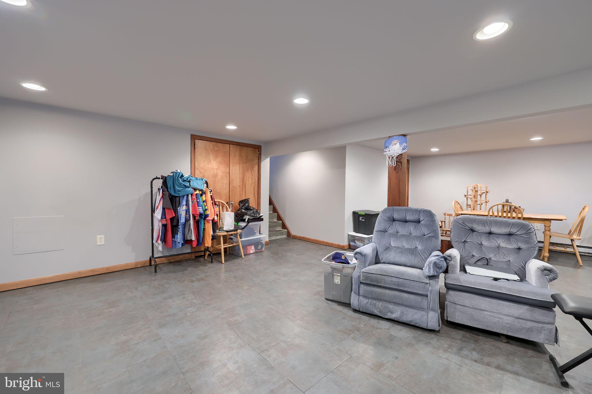 340 Primrose Avenue Lancaster, PA 17601 - Photo 34 of 47 a living room with furniture and a gym