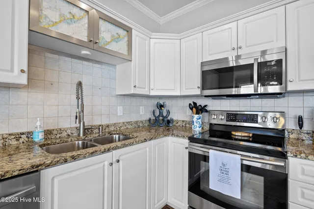 $2,950 | 8632 Sound Drive, Unit A3, Emerald Isle, NC 28594