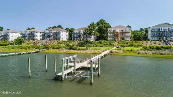 $2,950 | 8632 Sound Drive, Unit A3, Emerald Isle, NC 28594