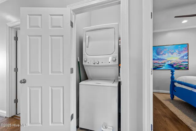 $2,950 | 8632 Sound Drive, Unit A3, Emerald Isle, NC 28594