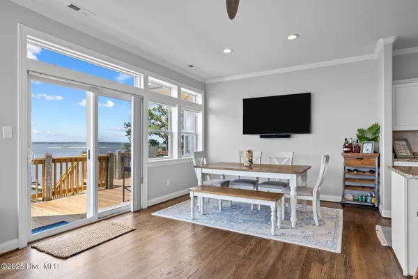 $2,950 | 8632 Sound Drive, Unit A3, Emerald Isle, NC 28594