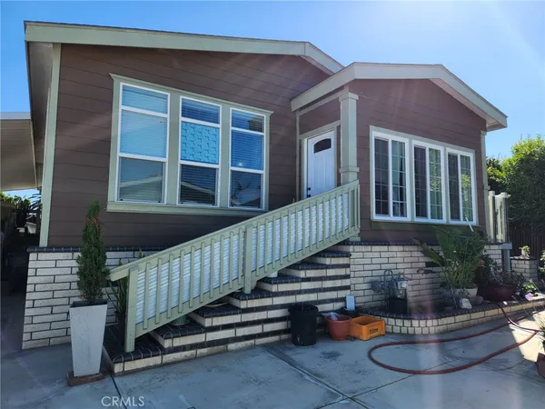 $430,000 | 17700 South Avalon Boulevard, Unit 326, Carson, CA 90746