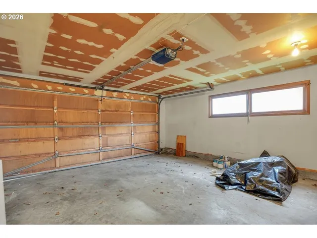 $560,000 | 11780 Southwest 72nd Avenue, Tigard, OR 97223