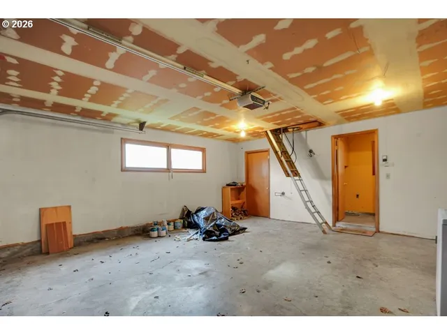 $560,000 | 11780 Southwest 72nd Avenue, Tigard, OR 97223