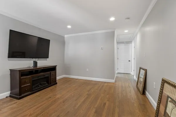 $650,000 | 20 South Main Street, Clinton, MA 01510